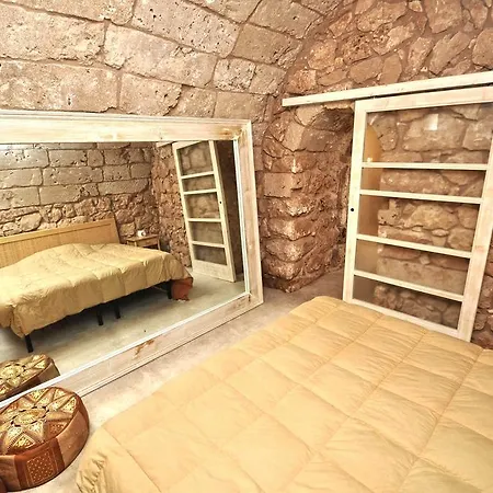 Trullo Macchie *