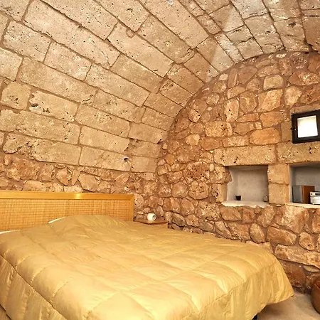 Trullo Macchie Country house Taviano (Lecce)