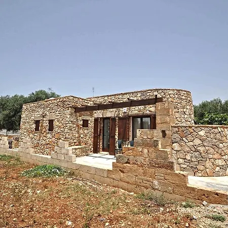 Country house Trullo Macchie